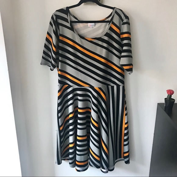 New LuLaRoe Jessie pocket dress Americana XS red blue white plaid checkered